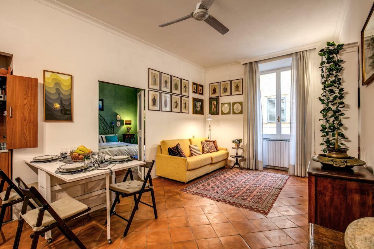 Colosseum Forum Apartment Rome Exterior photo